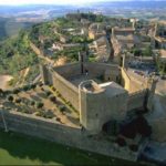 Montalcino, tra dolci colline e splendidi monumenti