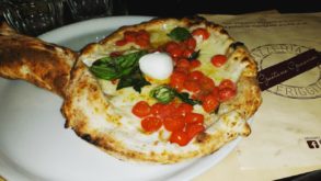 Pizzeria Gaetano Genovesi a Napoli: un nome, una garanzia!