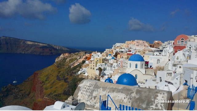 santorini-panorama-oia