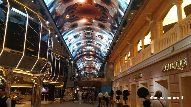 msc-meraviglia-promenade