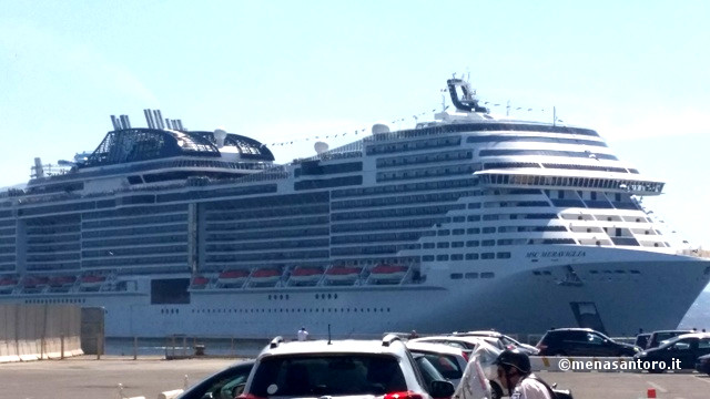 msc-meraviglia-porto-napoli