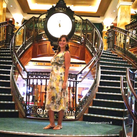 queen-victoria-cunard-mena-santoro